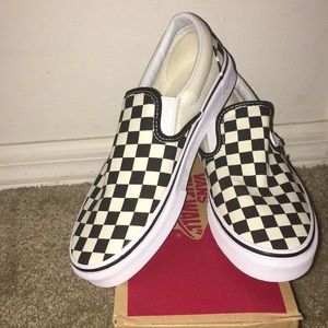 black and white checkered slip-on vans